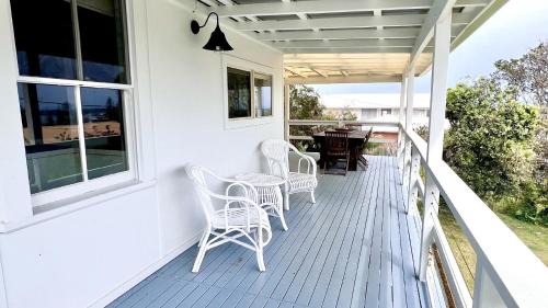Yamba Maison | Leightons Cottage, 8 Campbell Lane