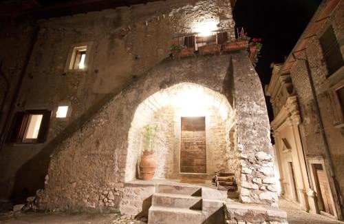 Sermoneta Lit Et Petit-Déjeuner | Lelive Bed and Breakfast