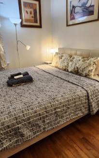 Newark Maison | Lemon king room 4