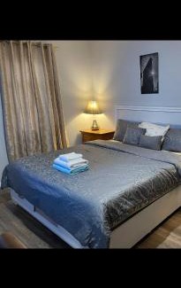 Newark Maison | Lemon king room 4