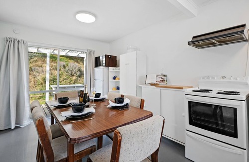 Palliser Bay Maison | Lendale Bach - Lake Ferry Holiday Home