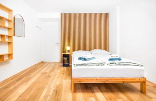 Klagenfurt am Woerthersee Appartement | Lendkanal - City - Netflix - Waschmaschine - Kaffeevollautomat - 8 Pax - 4 Schlafzimmer