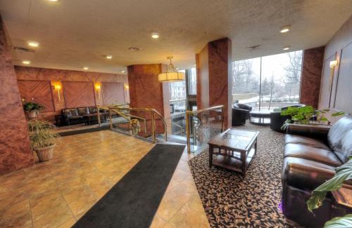Allentown Hôtel | Lenox Hotel and Suites