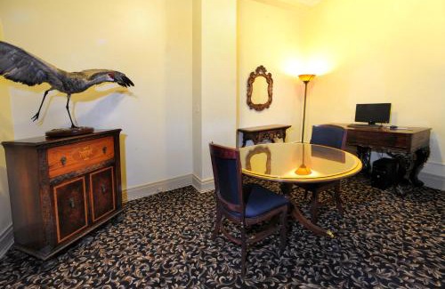 Allentown Hôtel | Lenox Hotel and Suites