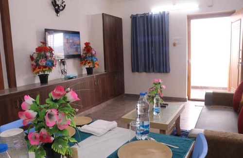 Tirupati Appartement | Leo Home Stay #4
