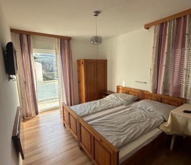 Bad Schallerbach Maison | Leo's Pension