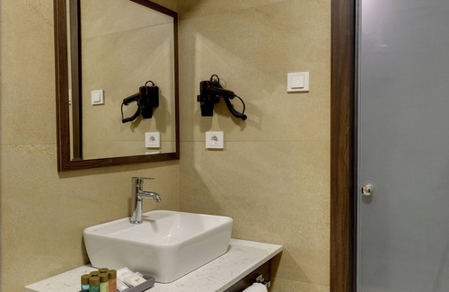 Nilufer Hôtel | Leo suites Hotel