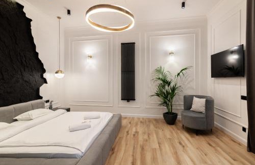 Lviv City Center Appartement | LEOGRAND Apartments on Franka 35
