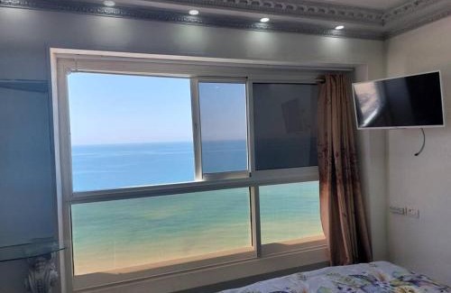 Bat Yam Appartement | Leonardo Arena hotel ,Very luxury suite, high floor, 1st line