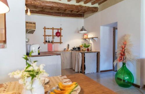 Mondaino Appartement | Leontine Home in Mondaino by Yohome