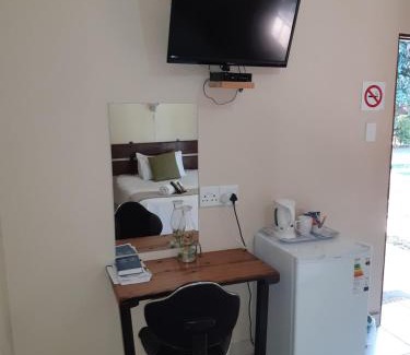 Lephalale Maison | Lepha Guest House