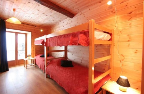 Le Bourg-d'Oisans Maison | LES 2 ALPES / VENOSC : Le FOYER ★ 12 pers ★ HAMMAM ★ TERRASSE ★ 5 chambres
