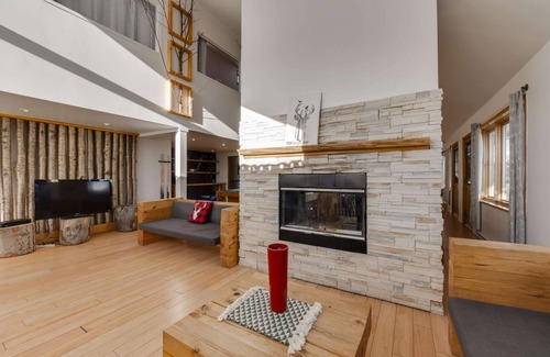 Saint Ferreol les Neiges Maison | Les 3 Vallées - 66 personnes - 18 chambres
