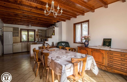 Saint-Alyre-es-Montagne Maison | Les Airelles du Cézallier