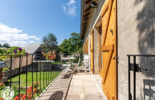 Saint-Alyre-es-Montagne Maison | Les Airelles du Cézallier