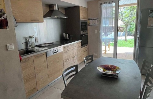 Aurillac Appartement | Les alouettes, ground floor, terrace, garden, 1bed, 4pers