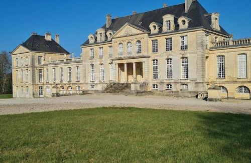 Versainville Maison | Les Arcades du Chateau