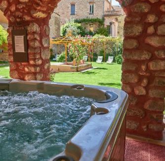 Buis-les-Baronnies Hôtel | Les Arcades Le Lion D'or
