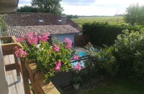 Vertheuil Maison | Les Arums de Fondeminjean