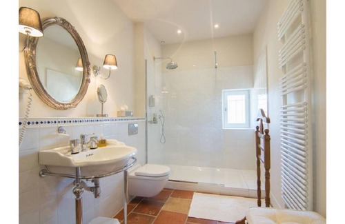 Les Baux-de-Provence Maison | Les Baux de Provence Villa-A palatial 5 bedroom luxury villa awaits you!