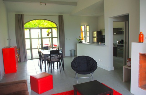 Saint-Leon Cottage | Les bleuets et sa piscine naturelle