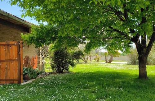 Cartelegue Maison | LES BOHEMIELLES 4* Cottage MARTIN