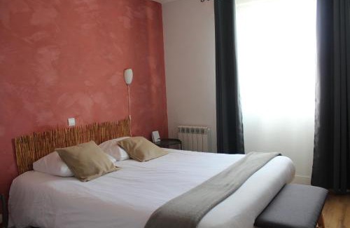 Plelan-le-Grand Hôtel | Les Bruyeres