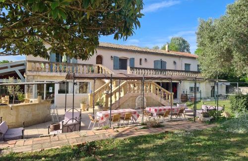 Piolenc Lit Et Petit-Déjeuner | Les Buisses en Provence