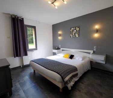 Aurec-sur-Loire Hôtel | Les Cèdres Bleus