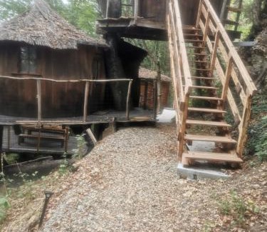 Pons Maison | Les Cabanes de Brassac