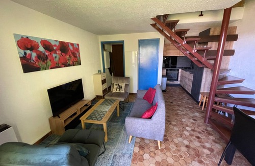 Saint-Leger-les-Melezes Appartement | Les Chardons - Apt duplex vue montagne