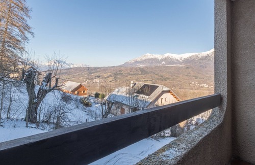 Saint-Leger-les-Melezes Appartement | Les Chardons - Apt duplex vue montagne
