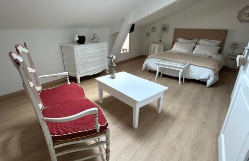 Saint-Loup-de-Varennes Maison | Les chambres claires Givry