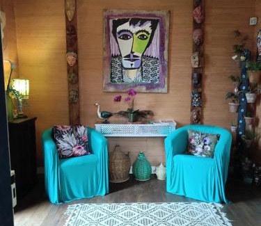 Laguepie Maison | Les chambres des artistes