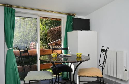 Chein-Dessus Appartement | Les Chambres Du Ruisseau