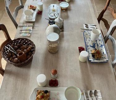 Saint-Antoine-Cumond Lit Et Petit-Déjeuner | Les Chantours, Domaine naturel arboré et fleuri de15 hectares