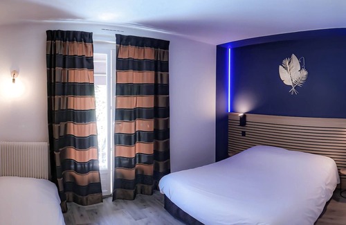 Lux Hôtel | Les Charmilles