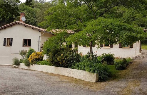 Bruniquel Maison | Les Cigalises, face au château de Bruniquel au cœur da la vallée de l'Aveyron