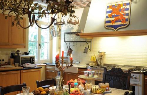 Sevry Maison | Les Confidences de Messire Sanglier, stylished guest houses