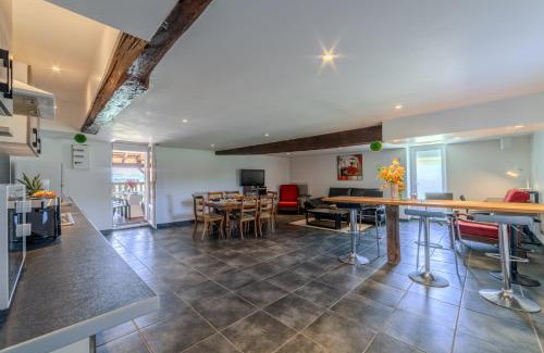 Regny Appartement | Les Coquelicots - A 30 min de Roanne