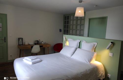 Azay-le-Brule Hôtel | Les Demeures de Valette