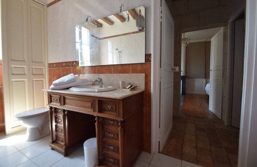 Chinon Hôtel | Les Destinées