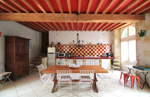 Miramont-d'Astarac Maison | Les Ecuries, Château de Beaulieu
