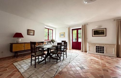 Isle Maison | Les Ecuries, sur un domaine châtelain