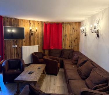 Plagne 1800 Appartement | Les gémeaux- Plagne 1800- 100m des pistes- sauna privatif