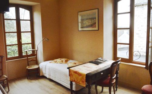Chataigneraie Cantalienne Lit Et Petit-Déjeuner | Les gîtes du bourg