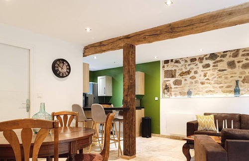 Le Bourg Maison | Les Gîtes du Mas de Roujou 1