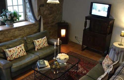 Caylus Maison | Les Gîtes Pérard