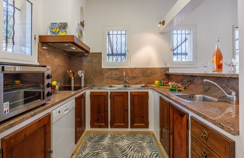 Saint-Hilaire-d'Ozilhan Maison | Les Garrigues d'Ozilhan by Interhome