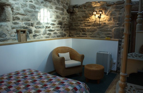 Bugeat Cottage | Les Geais - Hébergement polyvalent en chalet et conversion de grange excentrique